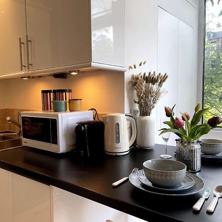 Cute&Cozy Studio Apt In Barons Court Λονδίνο Εξωτερικό φωτογραφία