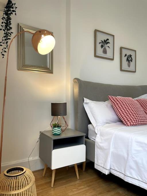 Cute&Cozy Studio Apt In Barons Court Λονδίνο Εξωτερικό φωτογραφία